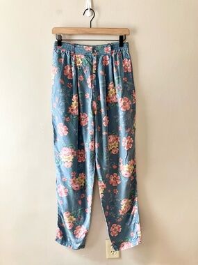 LIZ CLAIBORNE LizWear Floral High Waisted Tapered Pants
